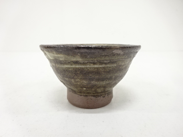  壺屋焼　人間国宝　金城次郎造　魚文　花瓶